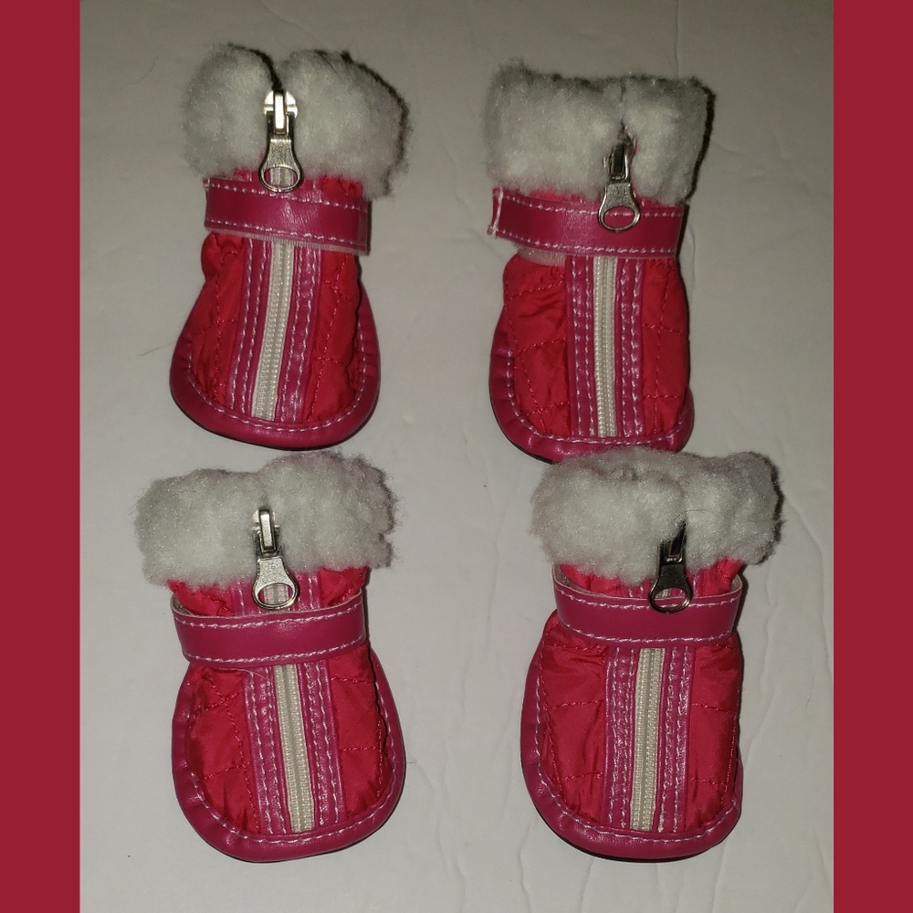 Dog Snow Boots Size: X-Small/Small